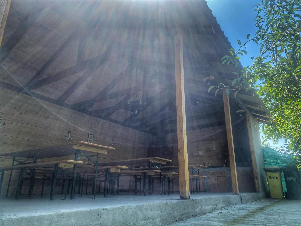 Raven Comstar Daire Corbu  Dış mekan fotoğraf