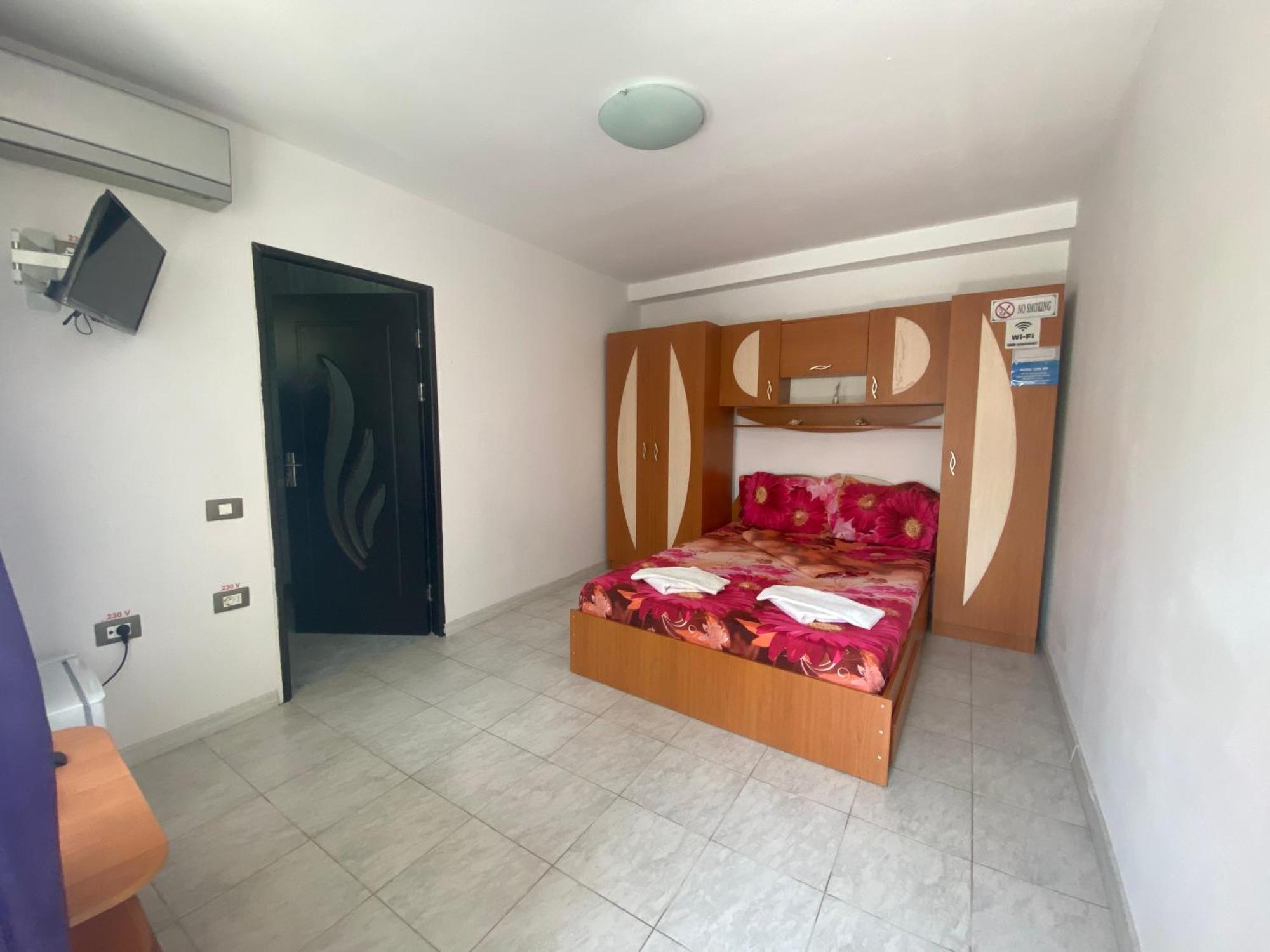 Raven Comstar Daire Corbu  Dış mekan fotoğraf